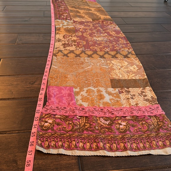 ๐3/$15 Elegant Multicolor Scarf - Picture 9 of 10